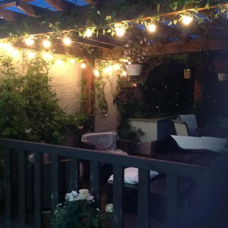 Midtown Farm 4*