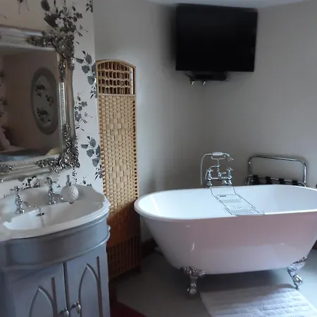 Midtown Farm Bed & Breakfast